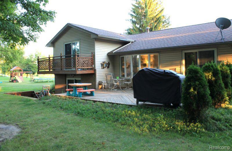 24080 Griswold Road South Lyon, MI 48178 - Photo 29 of 34 IMG_4772.JPG