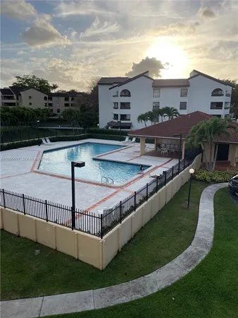 $2,600 | 9140 Southwest 123rd Court, Unit 309, Miami, FL 33186