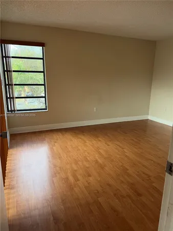 $2,600 | 9140 Southwest 123rd Court, Unit 309, Miami, FL 33186