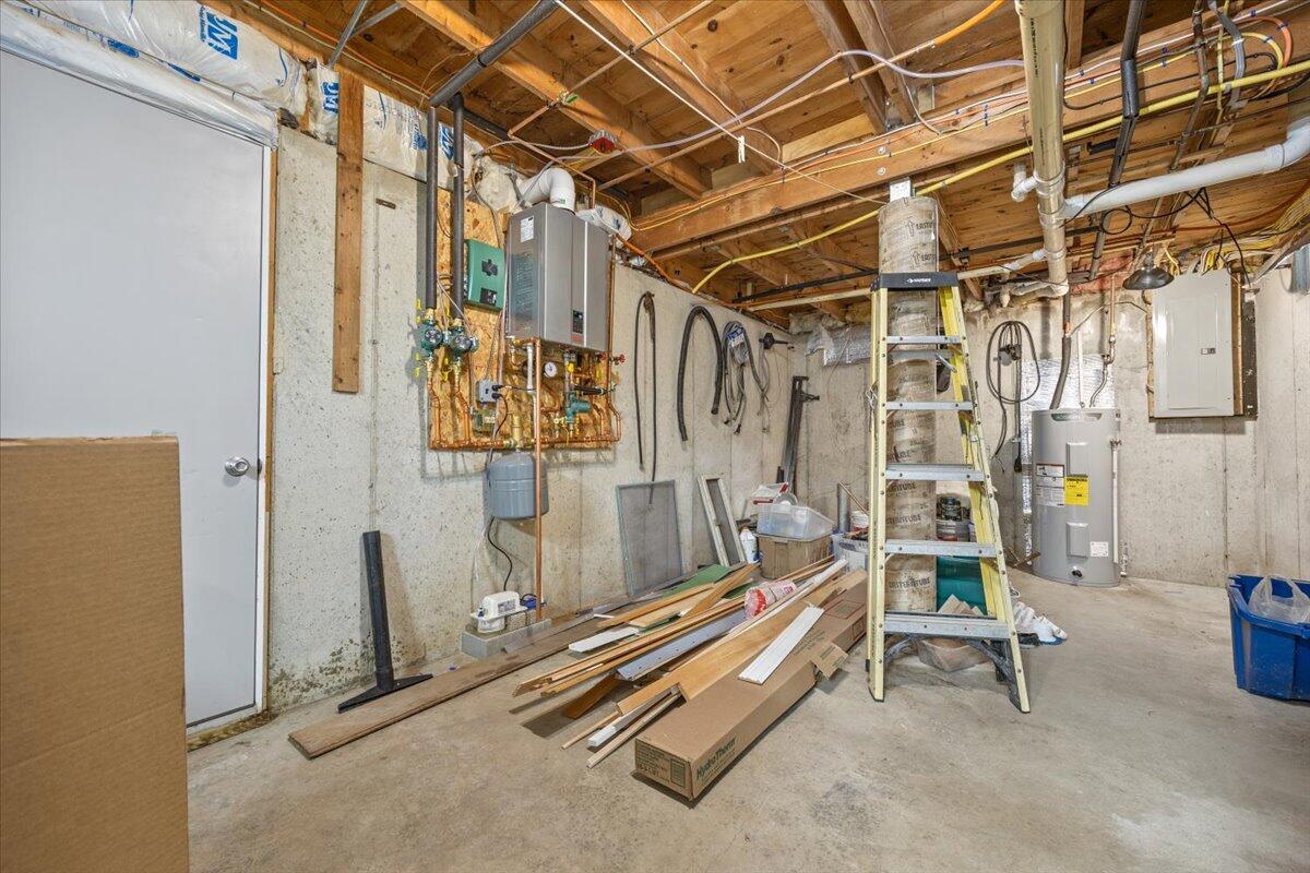 647 Maplewood Road West Newfield, ME 04095 - Photo 27 of 40 23-647 Maplewood-23