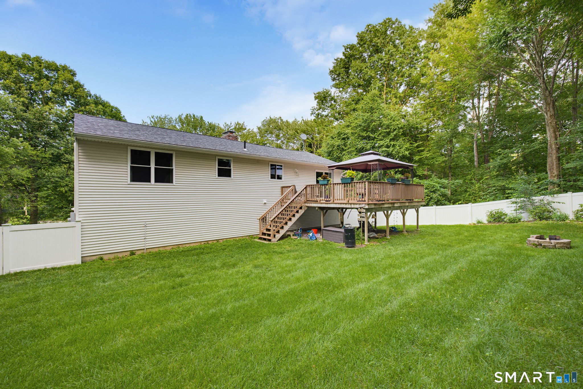 15 Fieldwood Road Watertown, CT 06795 - Photo 10 of 39