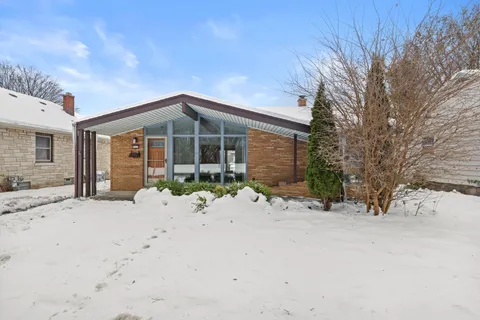 $225,000 | 3311 West Manitoba Street, Milwaukee, WI 53215