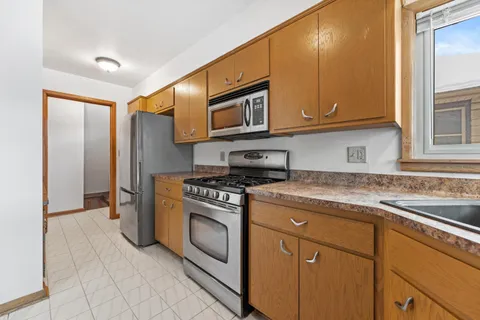 $225,000 | 3311 West Manitoba Street, Milwaukee, WI 53215