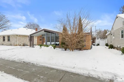 $225,000 | 3311 West Manitoba Street, Milwaukee, WI 53215