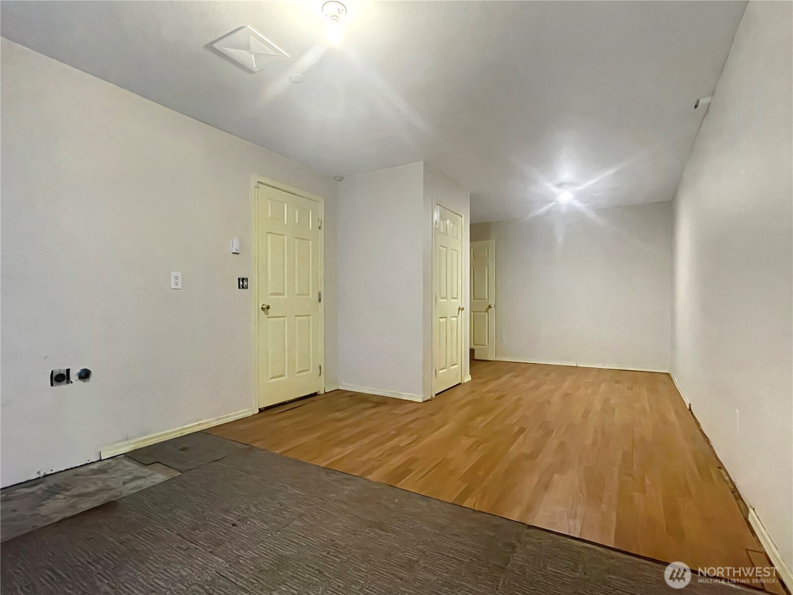 11 North Hamma Ridge Drive Lilliwaup, WA 98555 - Photo 33 of 40 a view of an empty room