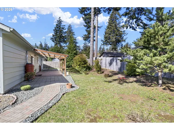 $610,000 | 1155 12th Court Southeast, Bandon, OR 97411