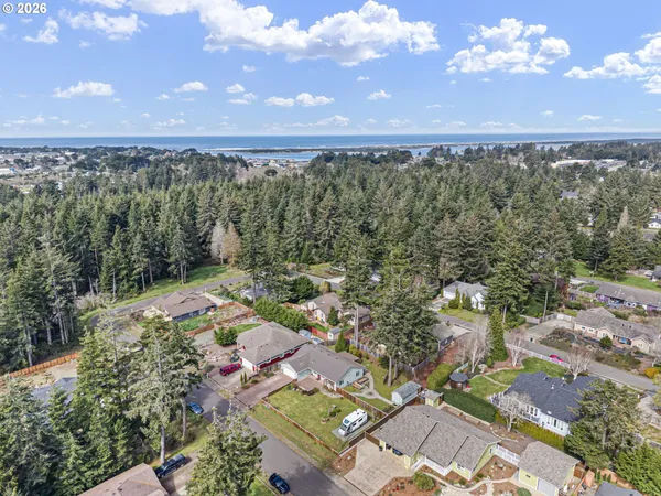 $610,000 | 1155 12th Court Southeast, Bandon, OR 97411