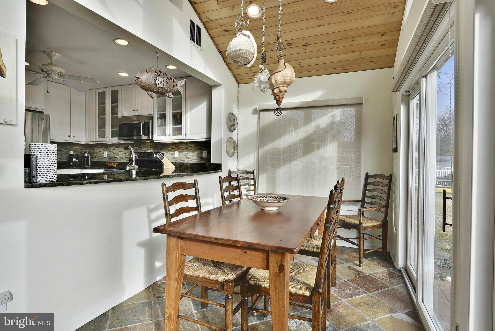 503 Talbot Road Stevensville, MD 21666 - Photo 10 of 30 Dining Room