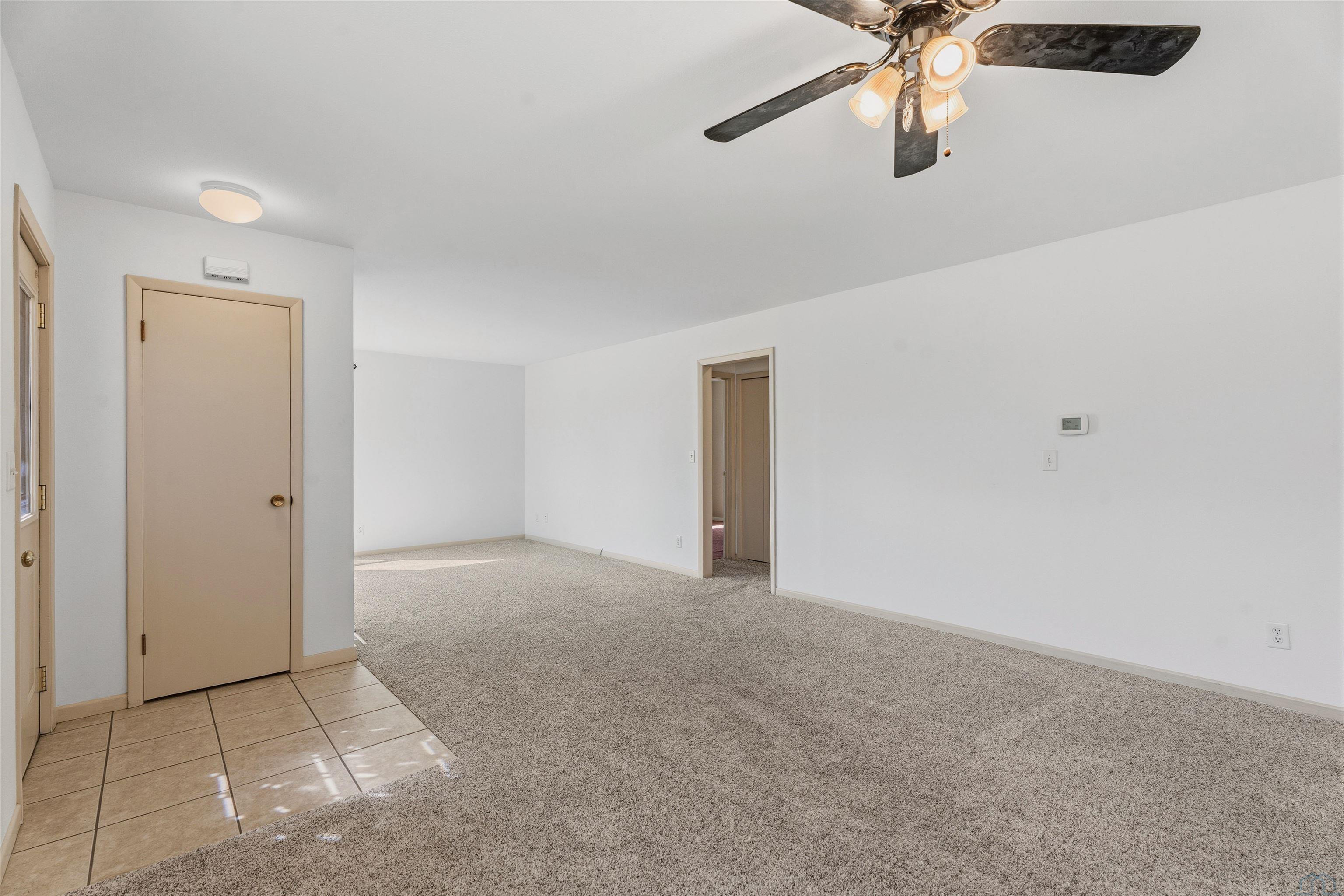 406 North Crawford Road Vermillion, SD 57069 - Photo 34 of 50 Gallery Image 34