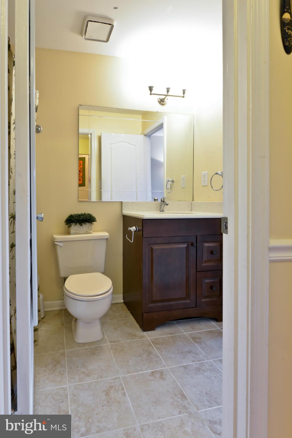 8353 Montgomery Run Road, Unit I Ellicott City, MD 21043 - Photo 8 of 23 Bath
