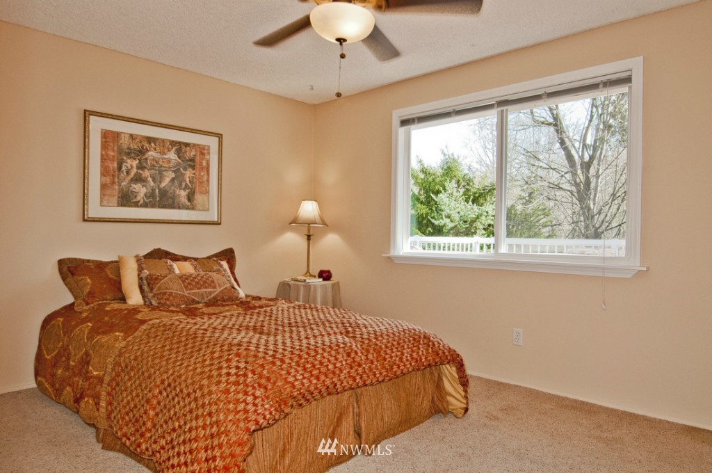 20331 14th Drive Southeast Bothell, WA 98012 - Photo 14 of 25 Gallery Image 14