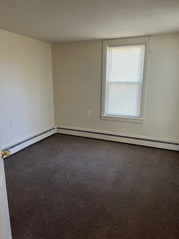 $1,995 | 167-169 Pleasant Street, Unit 2, Whitman, MA 02382