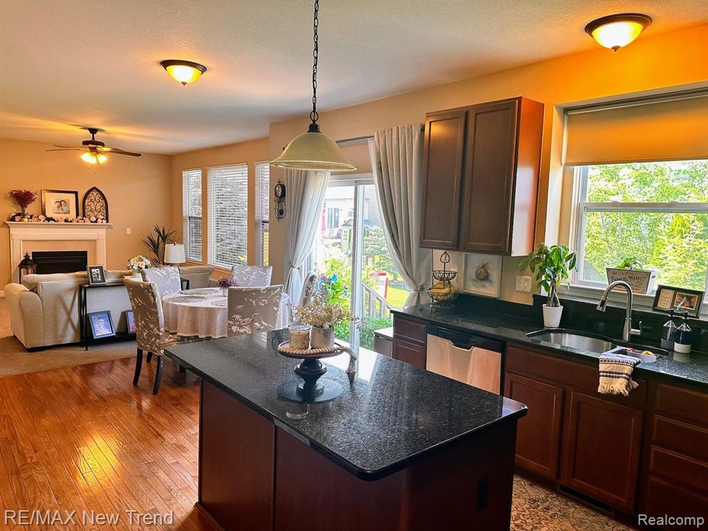 51207 Brompton Novi, MI 48374 - Photo 4 of 21