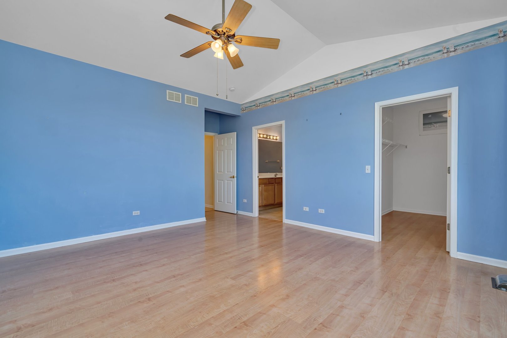 652 Bridgeman Lane Romeoville, IL 60446 - Photo 13 of 24 Gallery Image 13