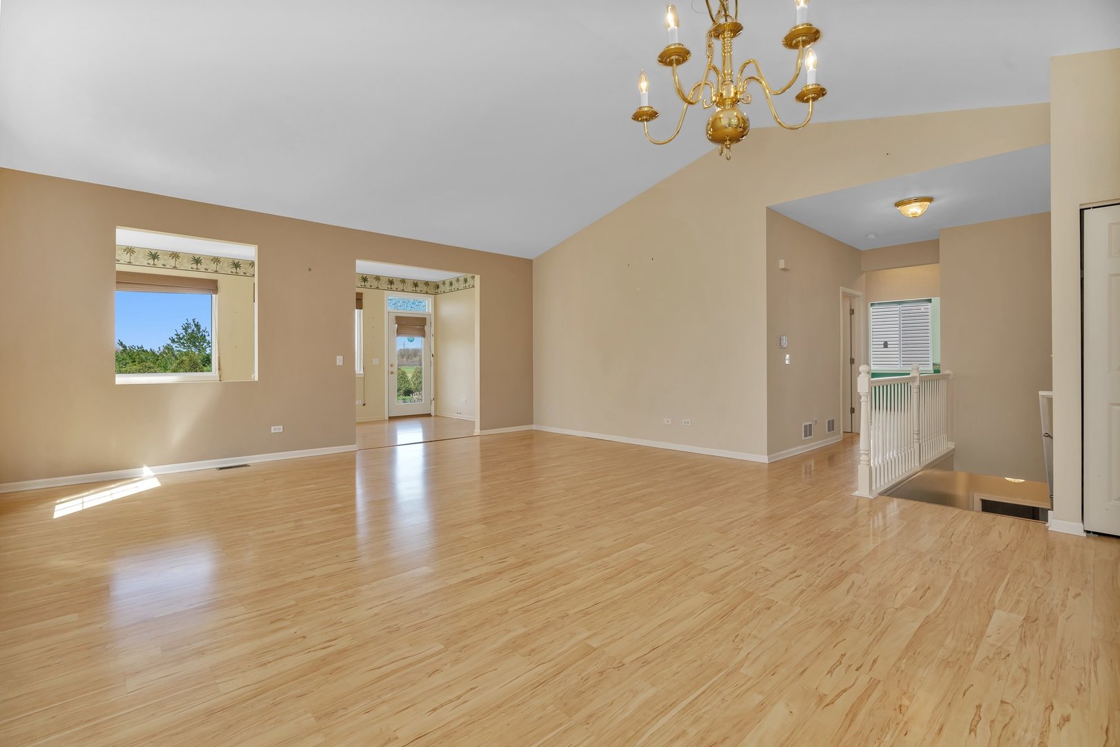 652 Bridgeman Lane Romeoville, IL 60446 - Photo 3 of 24 Gallery Image 3