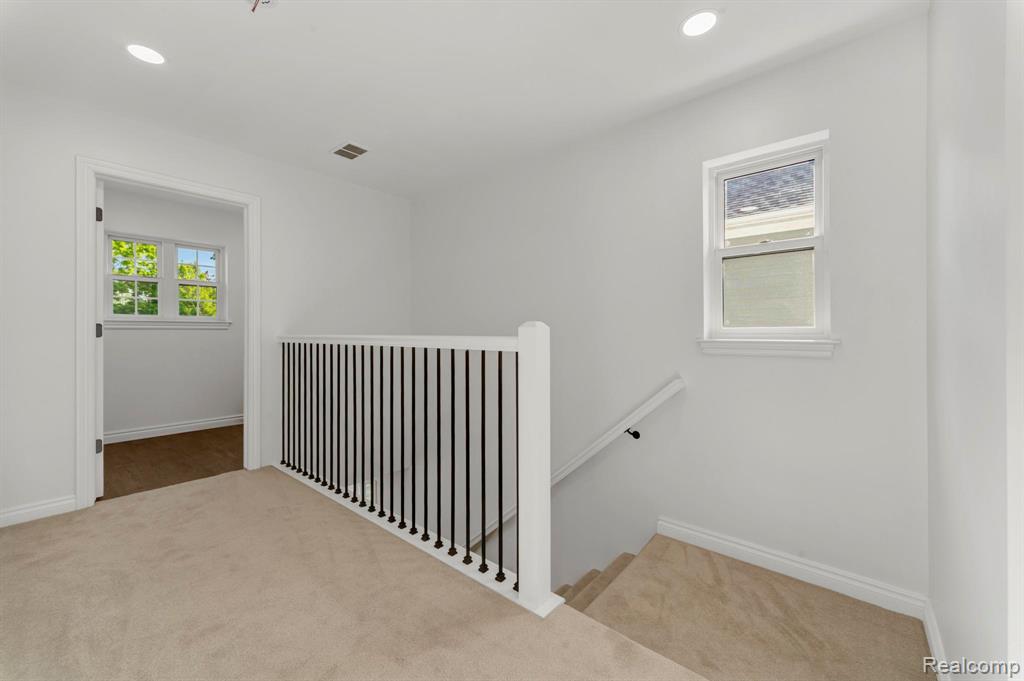 1285 Ruffner Avenue Birmingham, MI 48009 - Photo 20 of 50
