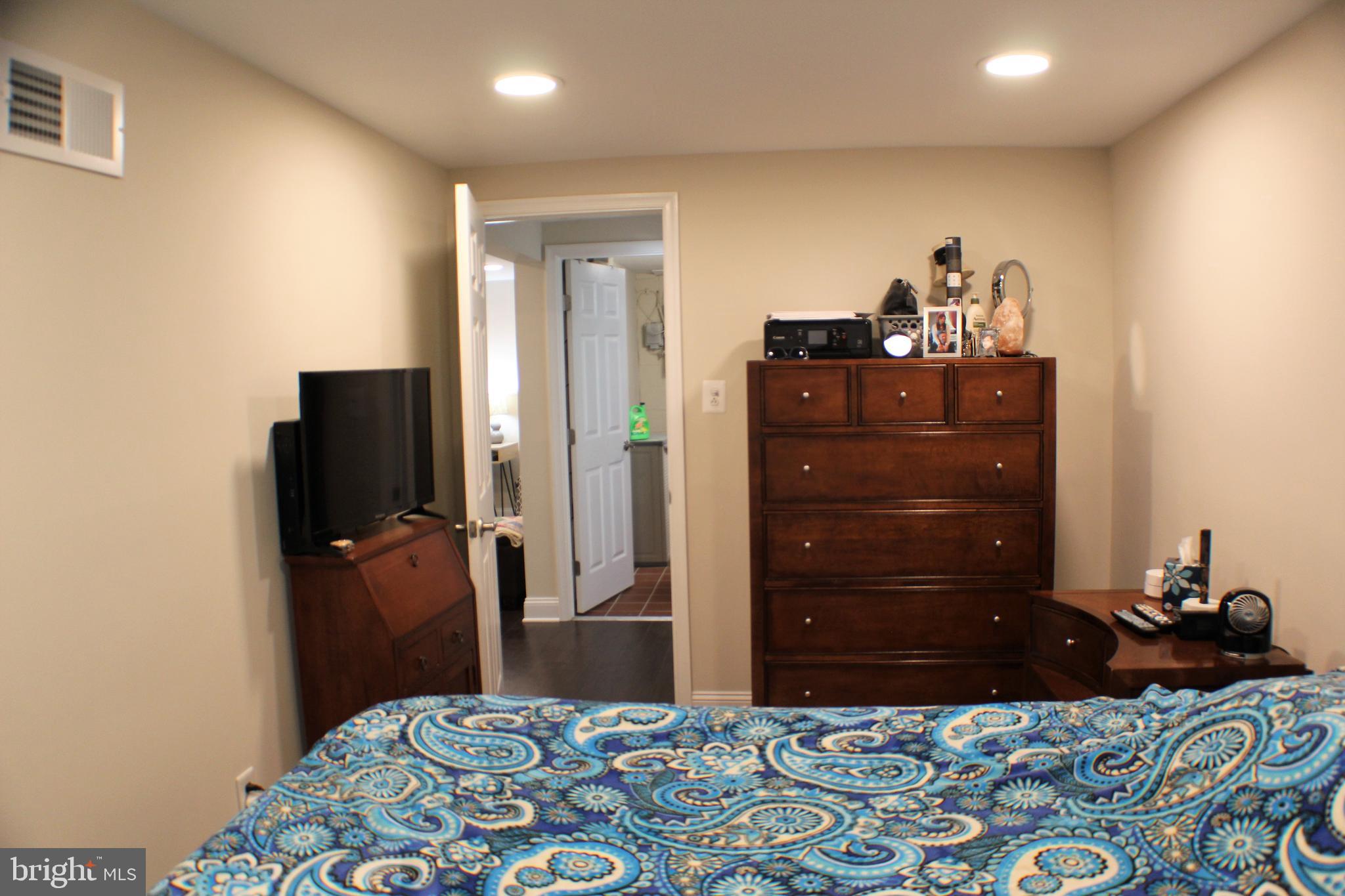 14308 Ferndale Road Woodbridge, VA 22193 - Photo 13 of 65 Gallery Image 13