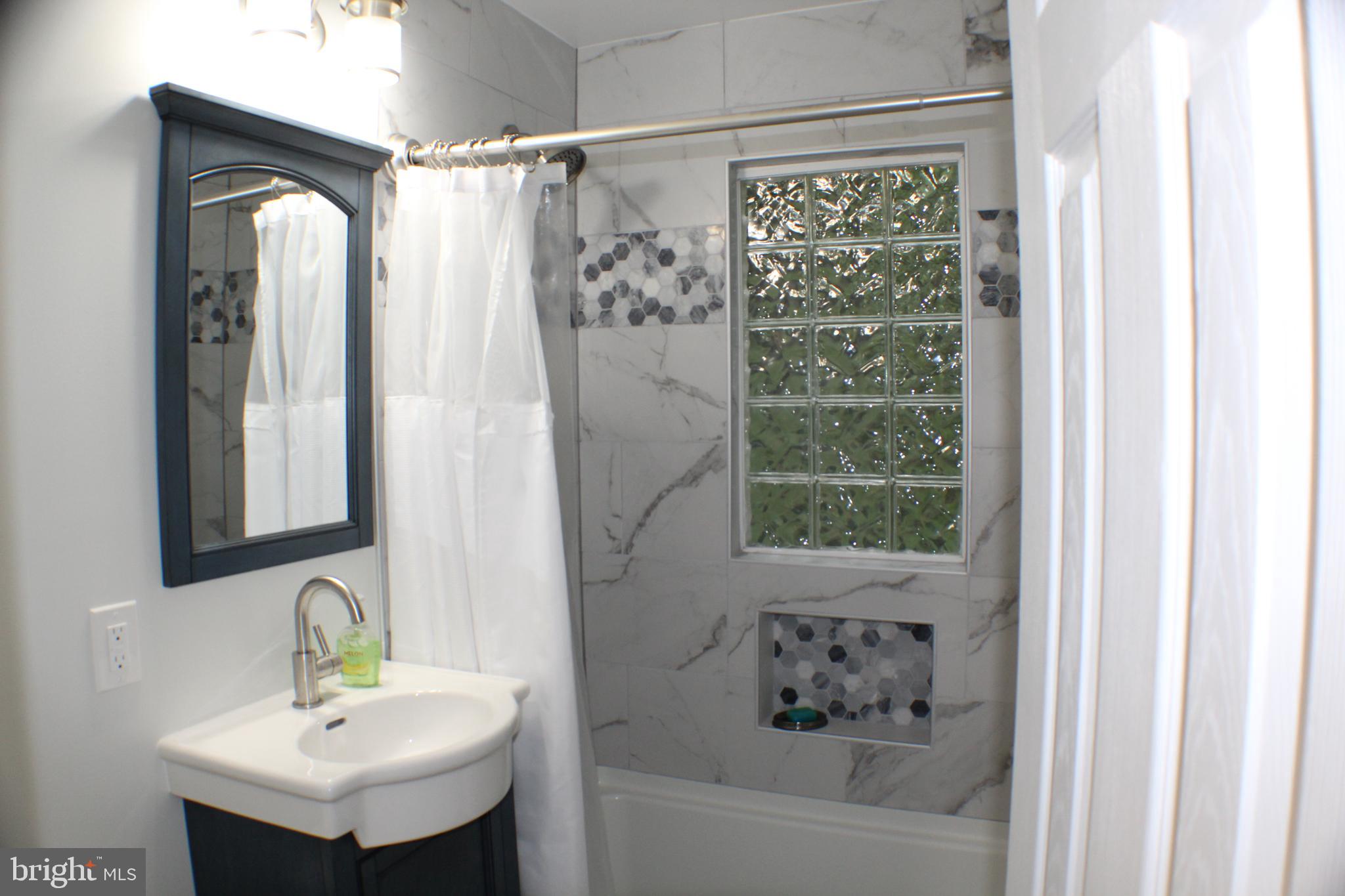 14308 Ferndale Road Woodbridge, VA 22193 - Photo 32 of 65 Completely renovated Full Bath Upper Level