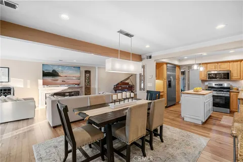 $2,195,000 | 306 Vista Trucha, Newport Beach, CA 92660