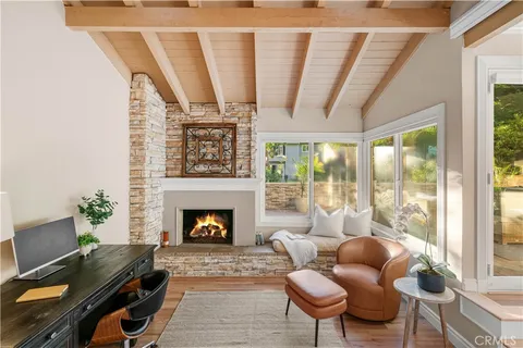 $2,195,000 | 306 Vista Trucha, Newport Beach, CA 92660