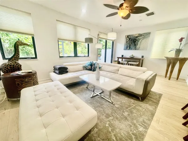 $6,999 | Undisclosed Address, Fort Lauderdale, FL 33301