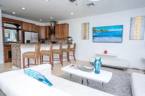 $6,999 | Undisclosed Address, Fort Lauderdale, FL 33301
