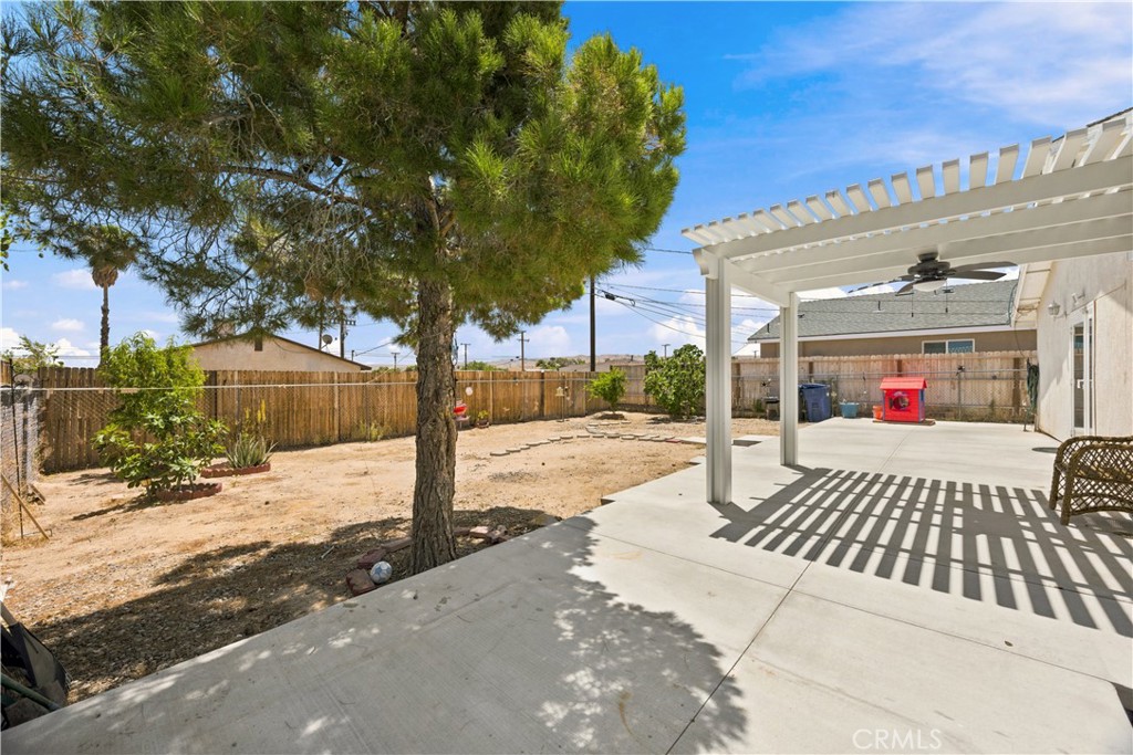 1120 South Yorktown Street Ridgecrest, CA 93555 - Photo 40 of 44
