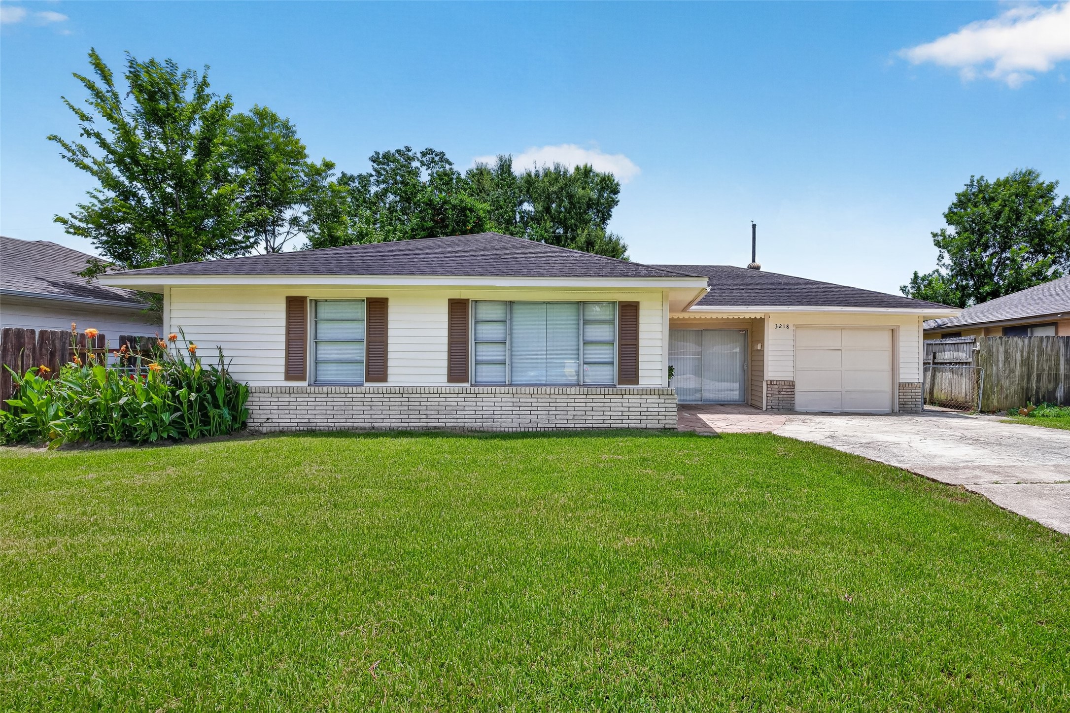 3218 Grant Street Pasadena, TX 77503 - Photo 25 of 26 Come see it today!