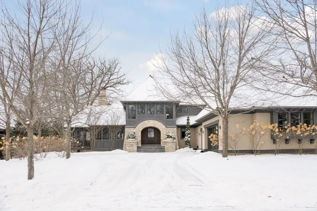 $3,695,000 | 425 Carpenters Point, Wayzata, MN 55391