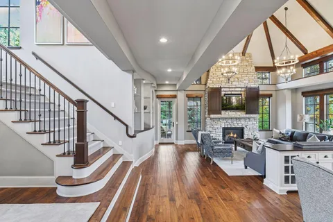 $3,695,000 | 425 Carpenters Point, Wayzata, MN 55391