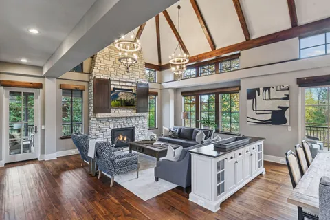 $3,695,000 | 425 Carpenters Point, Wayzata, MN 55391