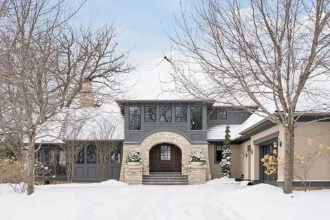 $3,695,000 | 425 Carpenters Point, Wayzata, MN 55391