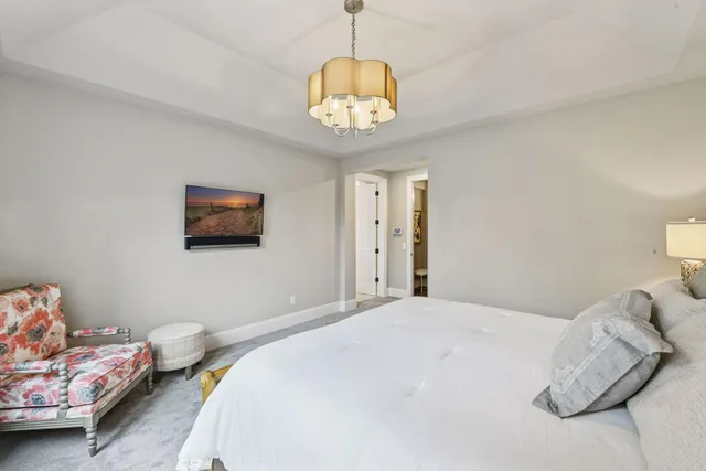 $3,695,000 | 425 Carpenters Point, Wayzata, MN 55391