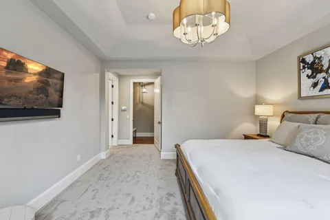 $3,695,000 | 425 Carpenters Point, Wayzata, MN 55391