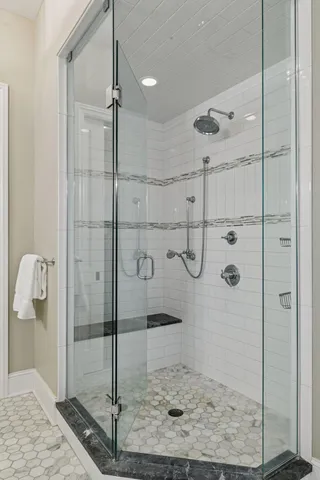 $3,695,000 | 425 Carpenters Point, Wayzata, MN 55391