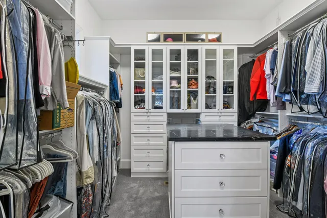 $3,695,000 | 425 Carpenters Point, Wayzata, MN 55391