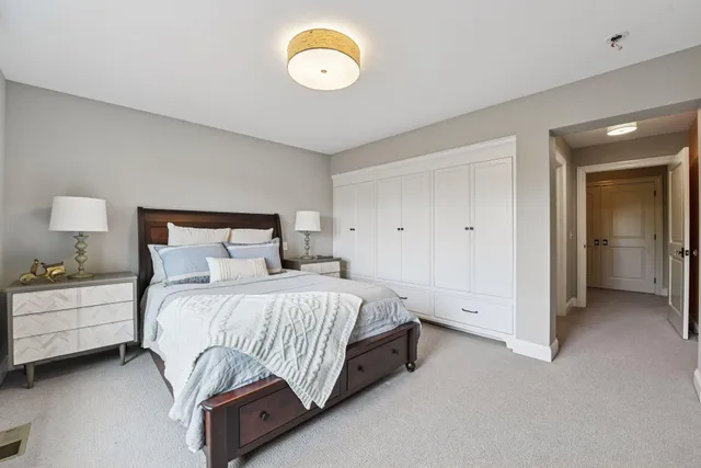 $3,695,000 | 425 Carpenters Point, Wayzata, MN 55391