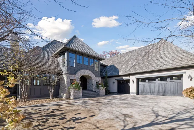 $3,695,000 | 425 Carpenters Point, Wayzata, MN 55391