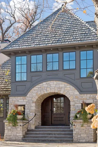 $3,695,000 | 425 Carpenters Point, Wayzata, MN 55391