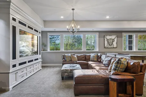 $3,695,000 | 425 Carpenters Point, Wayzata, MN 55391