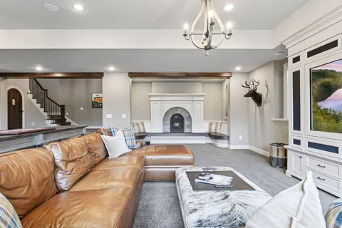 $3,695,000 | 425 Carpenters Point, Wayzata, MN 55391