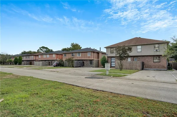 $1,600,000 | 5771-5829 Tullis Drive, New Orleans, LA 70131