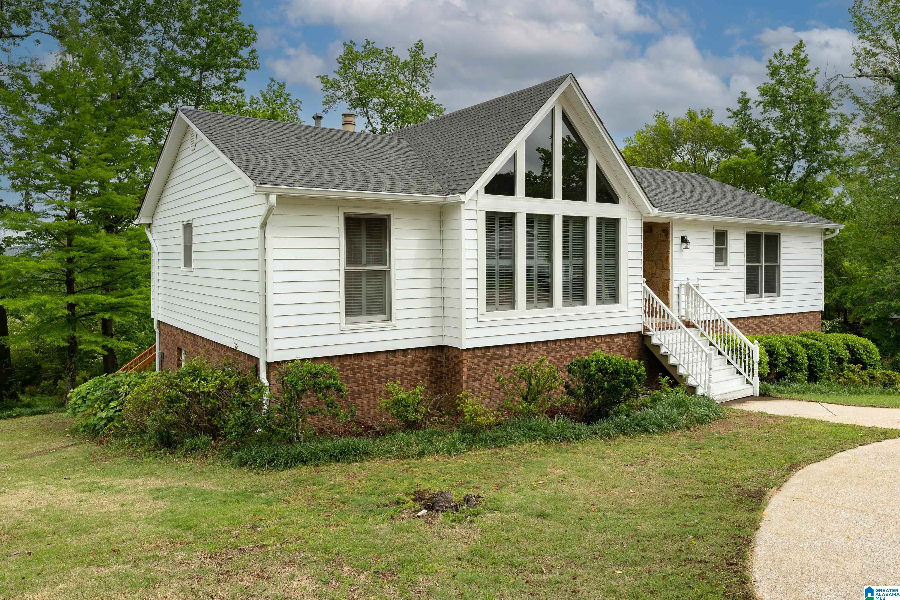 733 Rockbridge Road Birmingham, AL 35216 - Photo 2 of 35