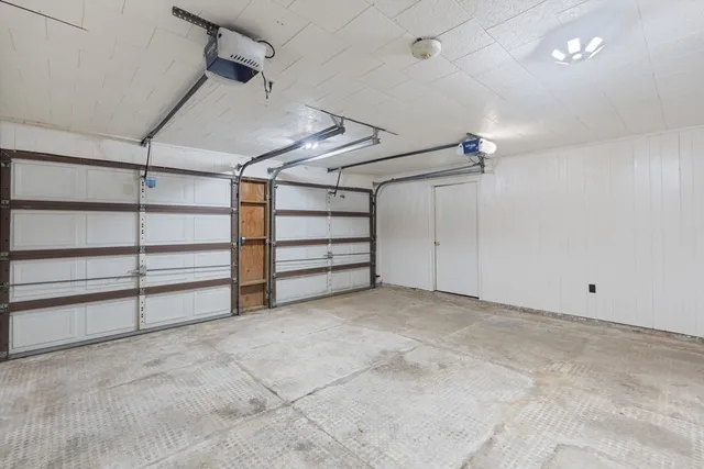 $299,000 | 956 Attaberry Road, Lufkin, TX 75901