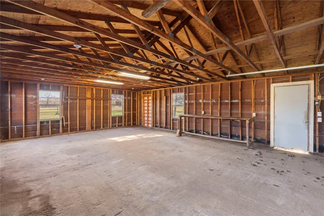 $299,000 | 956 Attaberry Road, Lufkin, TX 75901