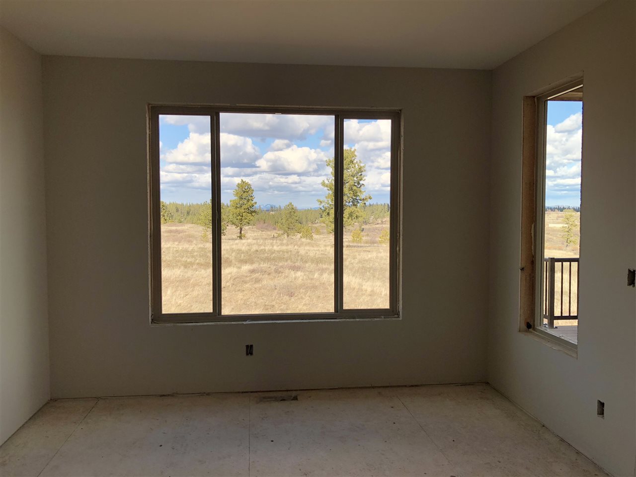 14616 West Jacobs Road Spokane, WA 99224 - Photo 6 of 9 Gallery Image 6