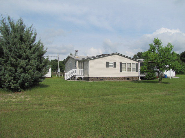 320 West Foxworth Mill Road Sumter, SC 29153 - Photo 1 of 1