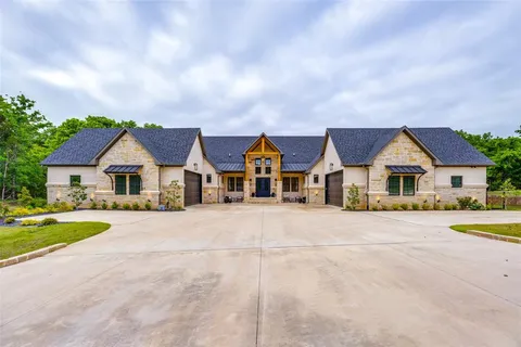 $2,300,000 | 704 Palisades Drive, Gordonville, TX 76245