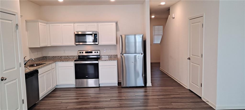 3184 Delancy Street Decatur, GA 30035 - Photo 2 of 10