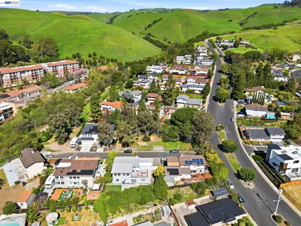 $549,000 | 394 Appian Way, Union City, CA 94587